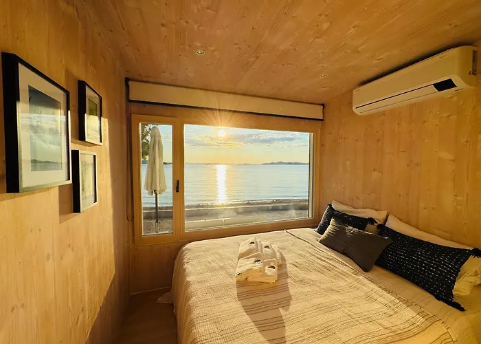 Villa Buqez Eco - House 23 - Beachfront Drage