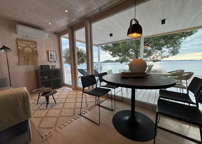 Villa Buqez Eco - House 23 - Beachfront Drage