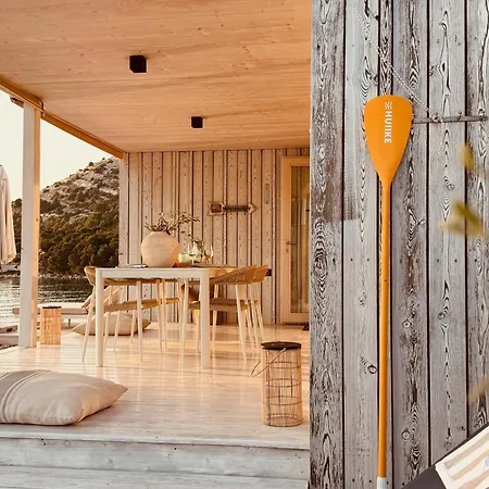 Buqez Eco - House 23 - Beachfront 别墅 德拉格