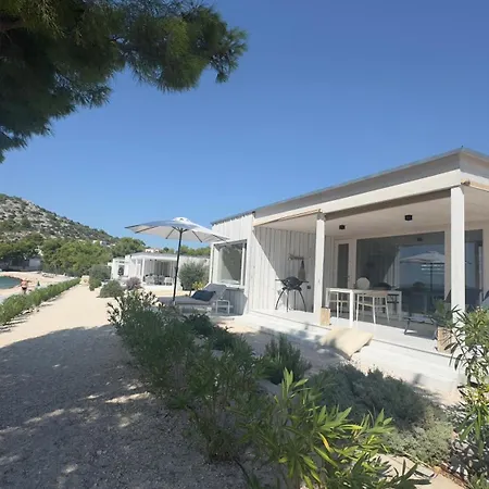 Villa Buqez Eco - House 23 - Beachfront *